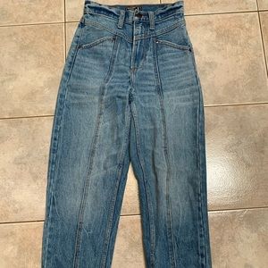 Abercrombie jeans